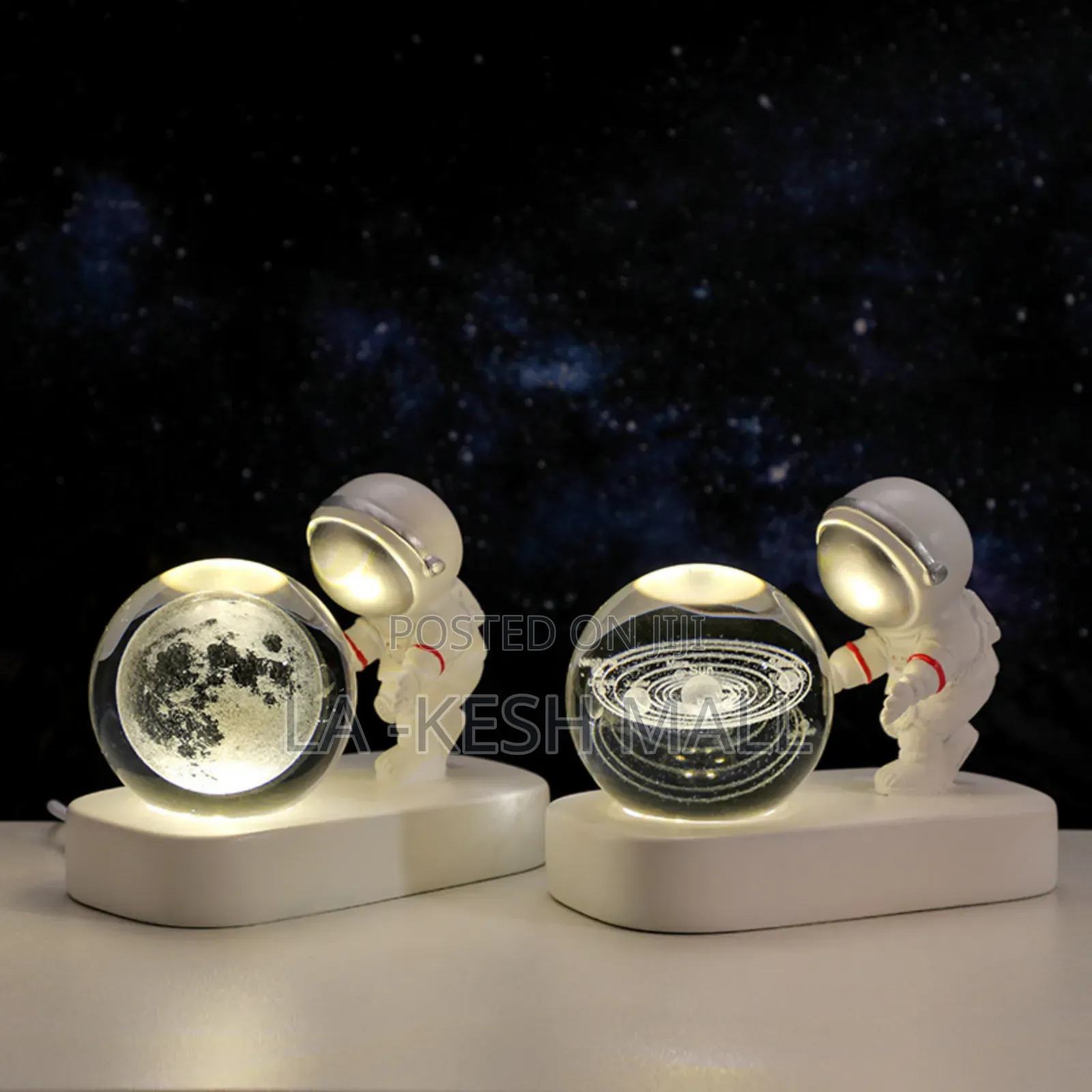 Creative Astronaut Lamp