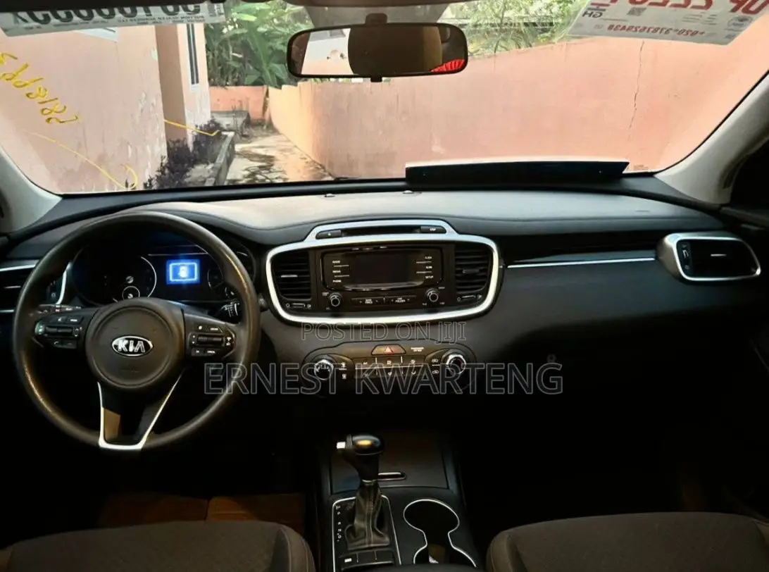 Kia Sorento 2018 White
