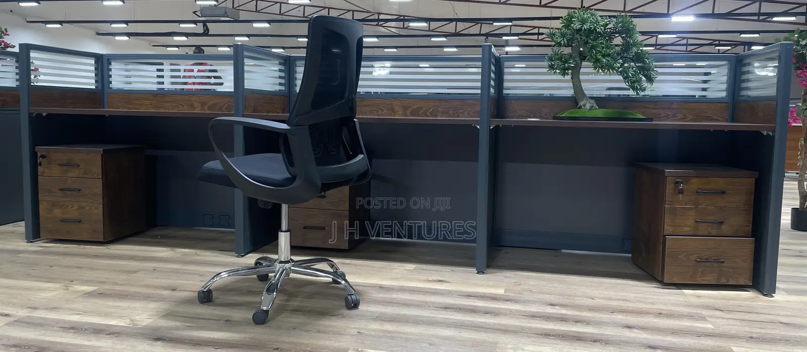 6 Seater Workstation