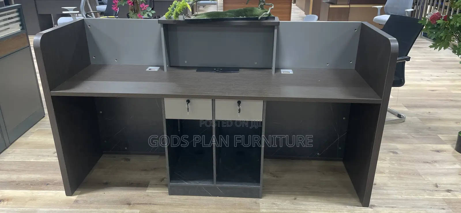 Front Desk Ld