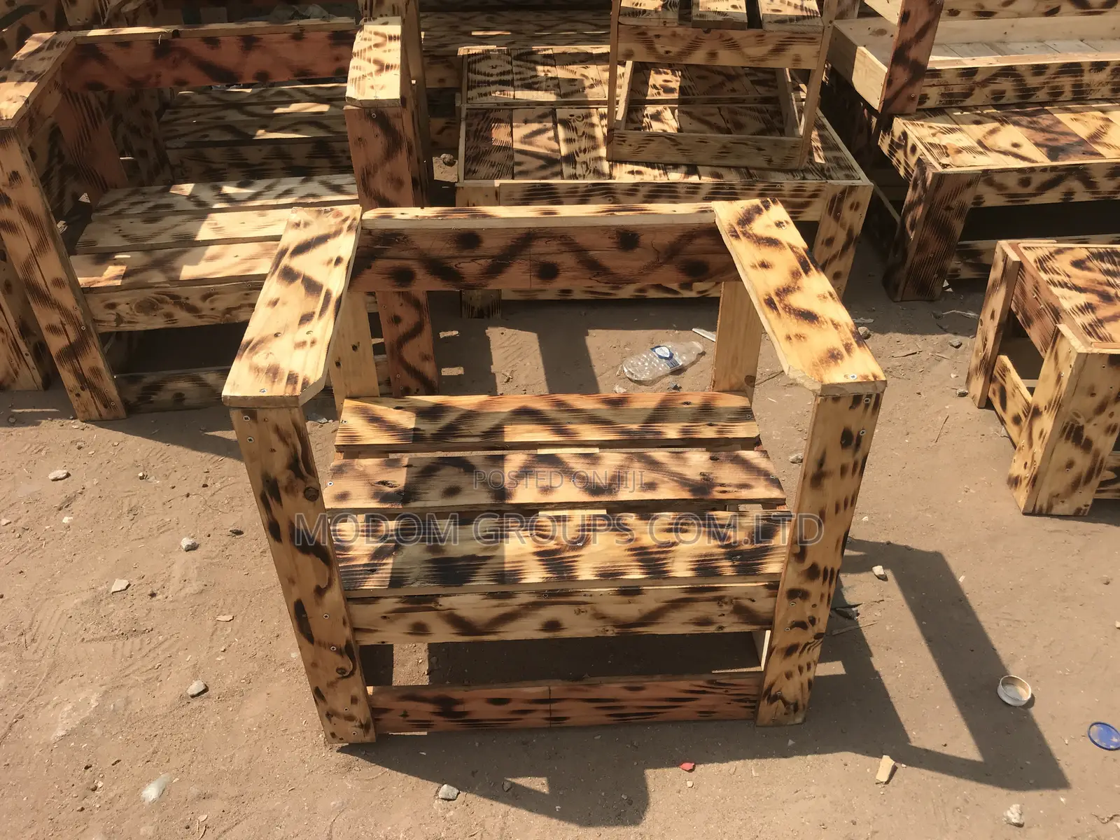 Pallets Chairs for Sale