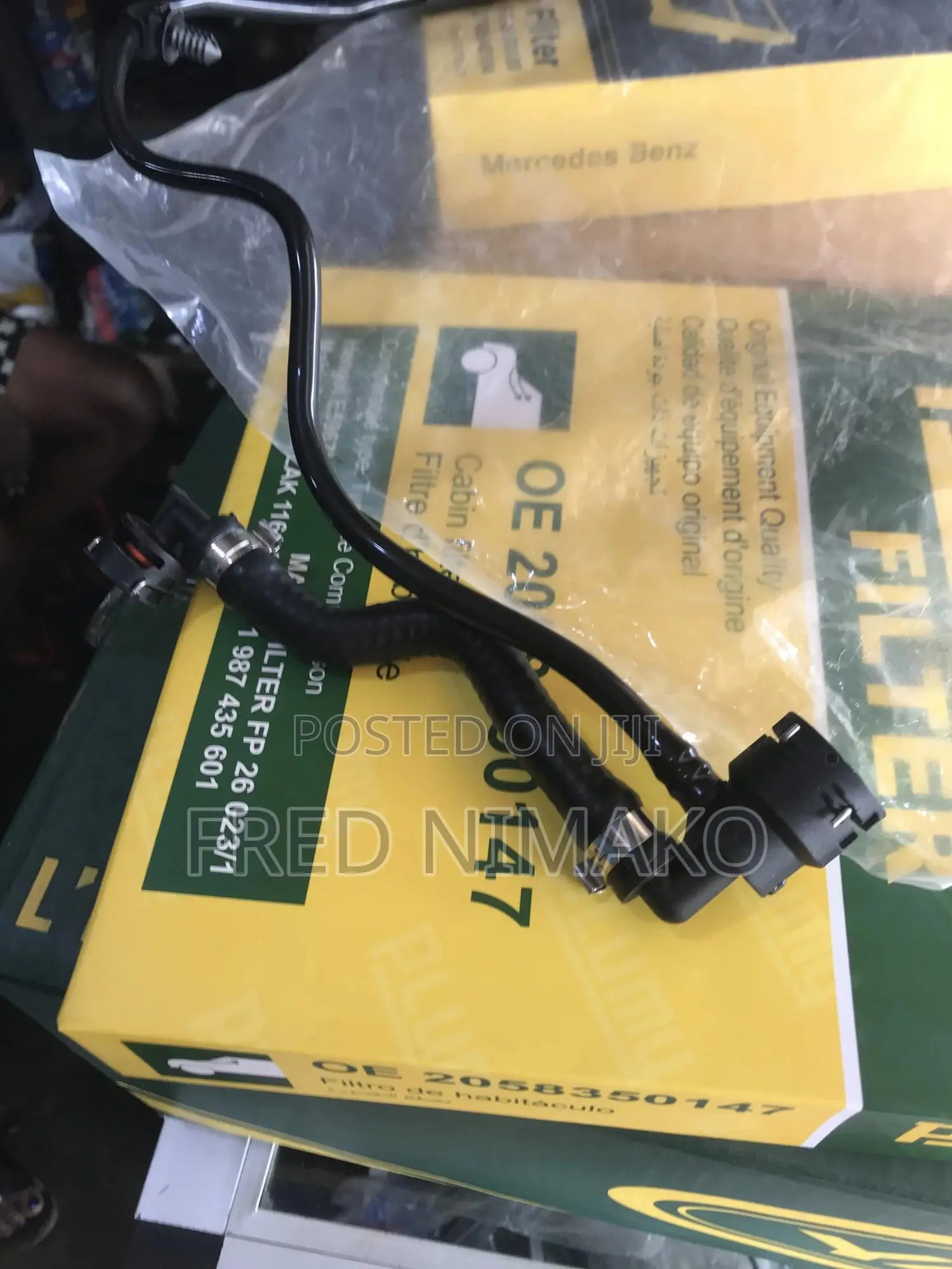 Expansion Hose Auxiliary Return Pipe for Benz W205 C300