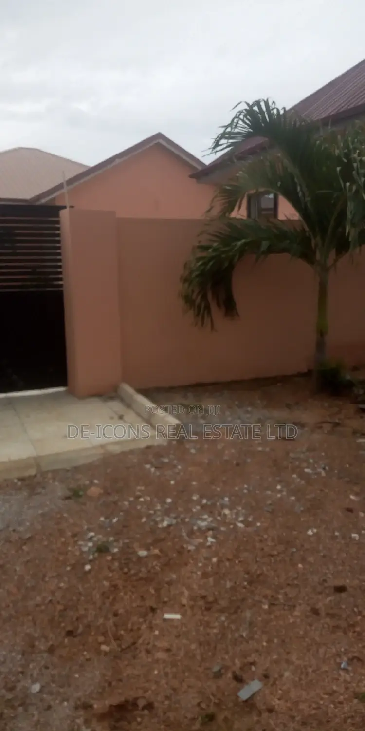 3bdrm House in Awutu Senya East Municipal for sale