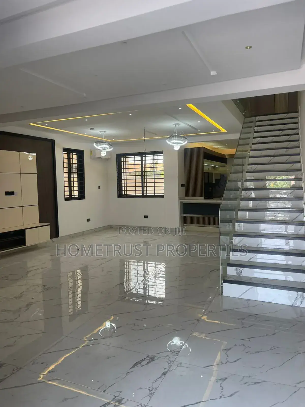 5bdrm Duplex in Spintex Emef Estate, Melcom for sale
