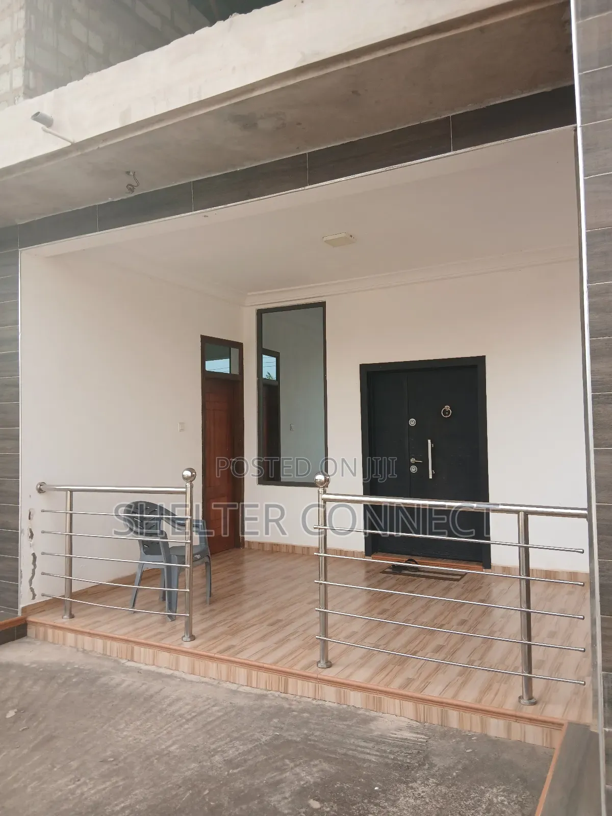 16bdrm Apartment in Abokobi for sale