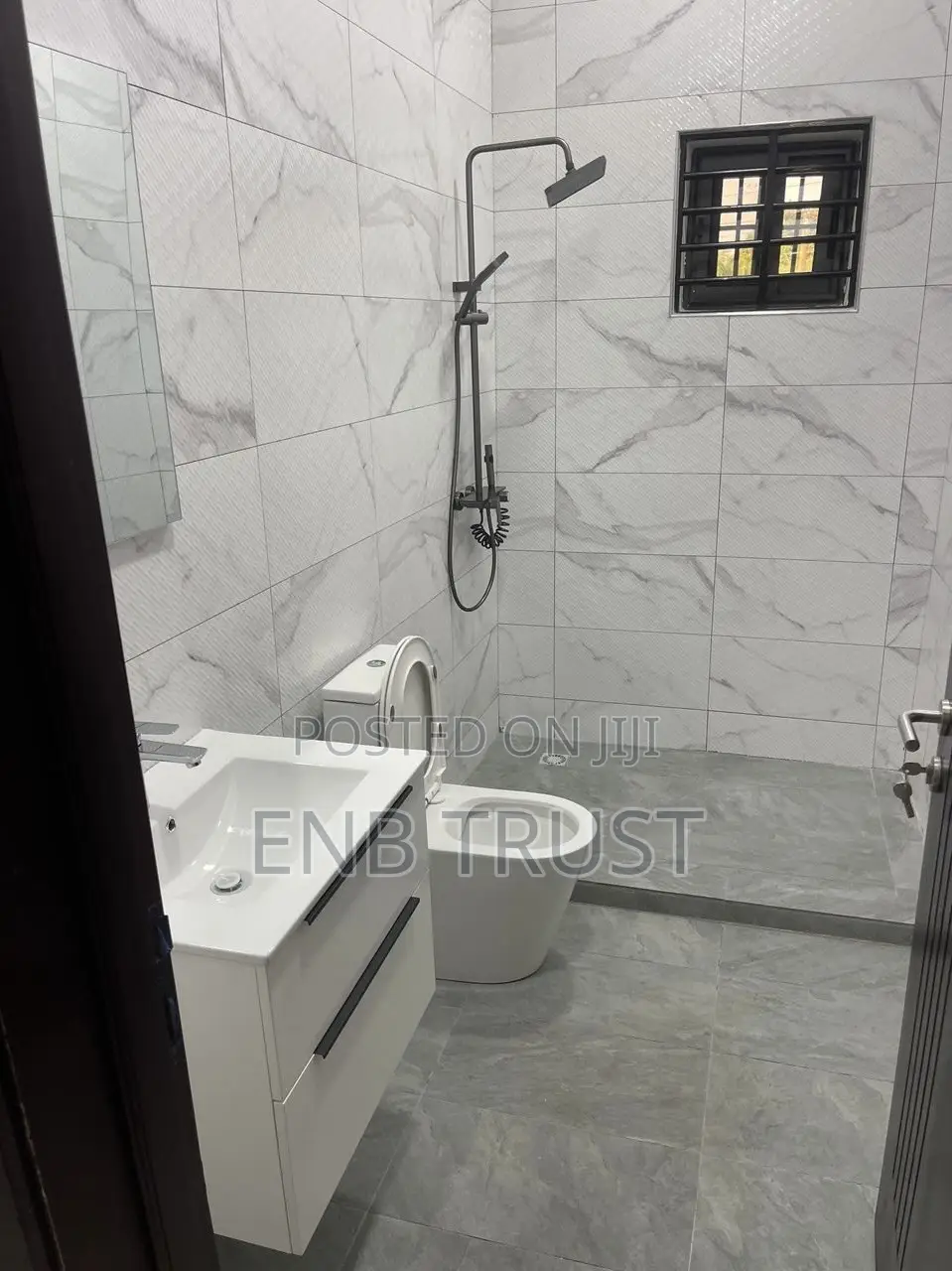3bdrm Townhouse / Terrace in Parakuo for rent