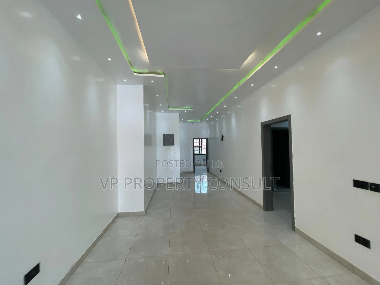 5bdrm House in Adansi South for sale