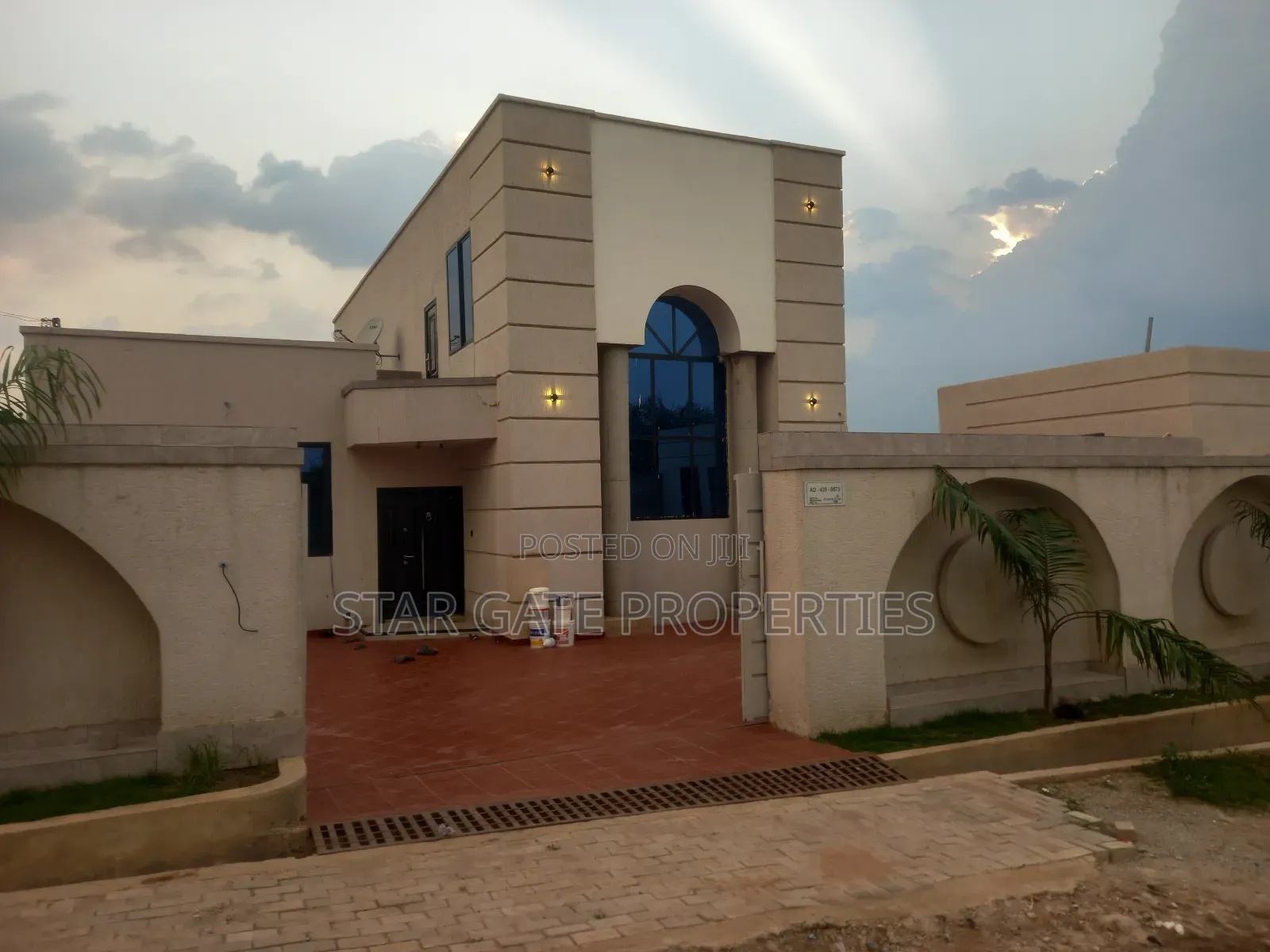 4bdrm House in Adesina, Kumasi Metropolitan for sale