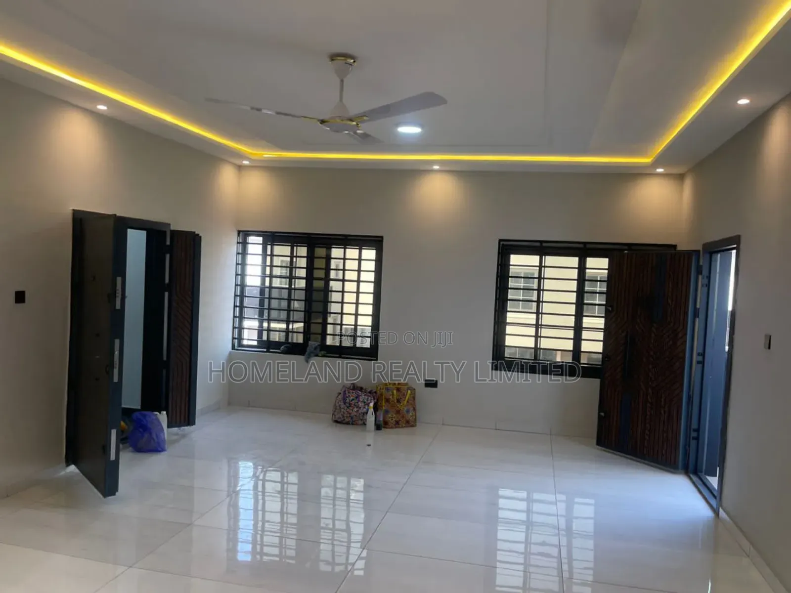 3bdrm Duplex in Paraku Estate, Ga East Municipal for rent