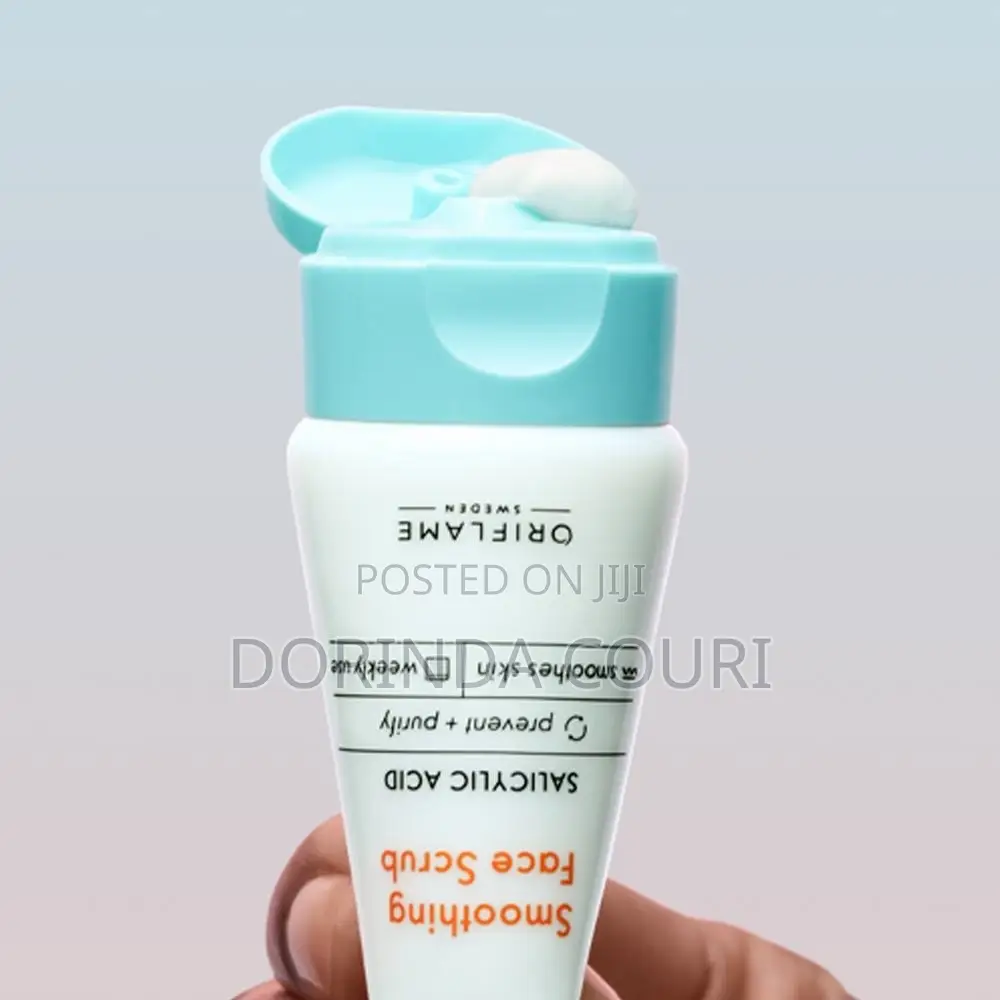 Pure Skin Smoothing Face Scrub