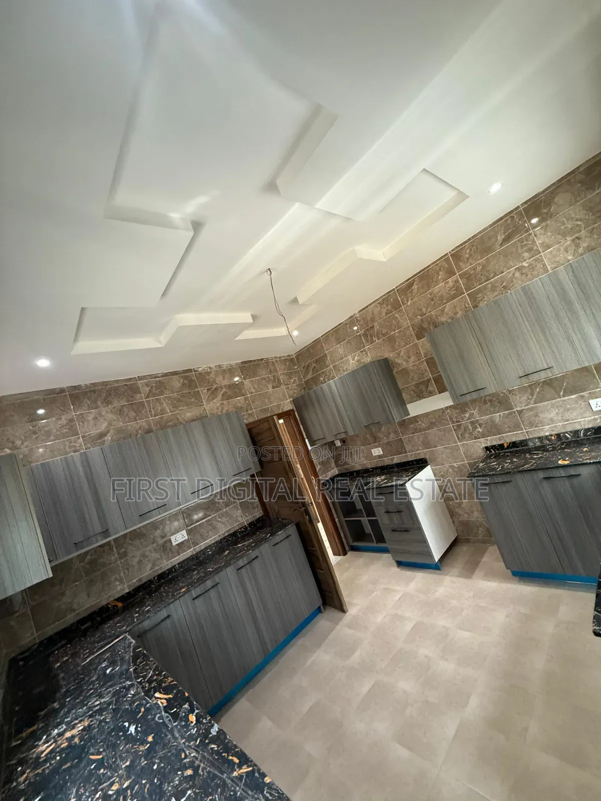 3bdrm House in First Digital Real, West Hills Mall Area for rent