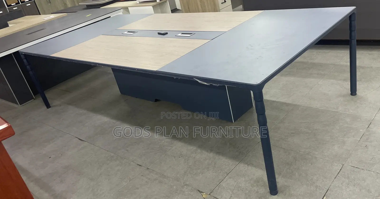 Conference Table Hyz