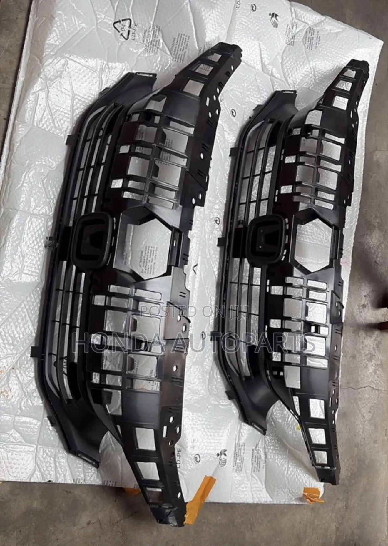Civic 2023 Top Grille.