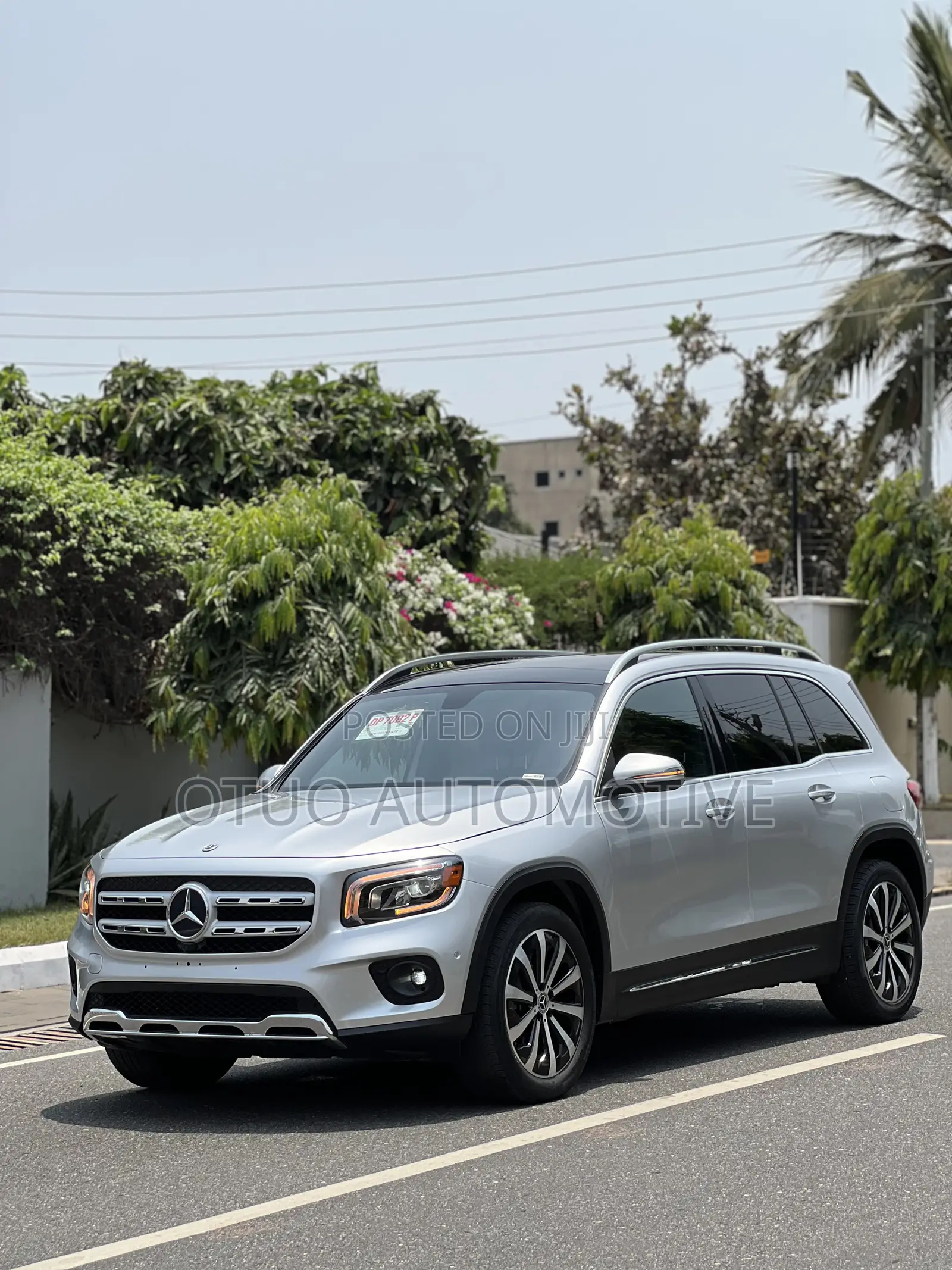 Mercedes-Benz GLB-Class GLB 250 4MATIC 2021 Silver