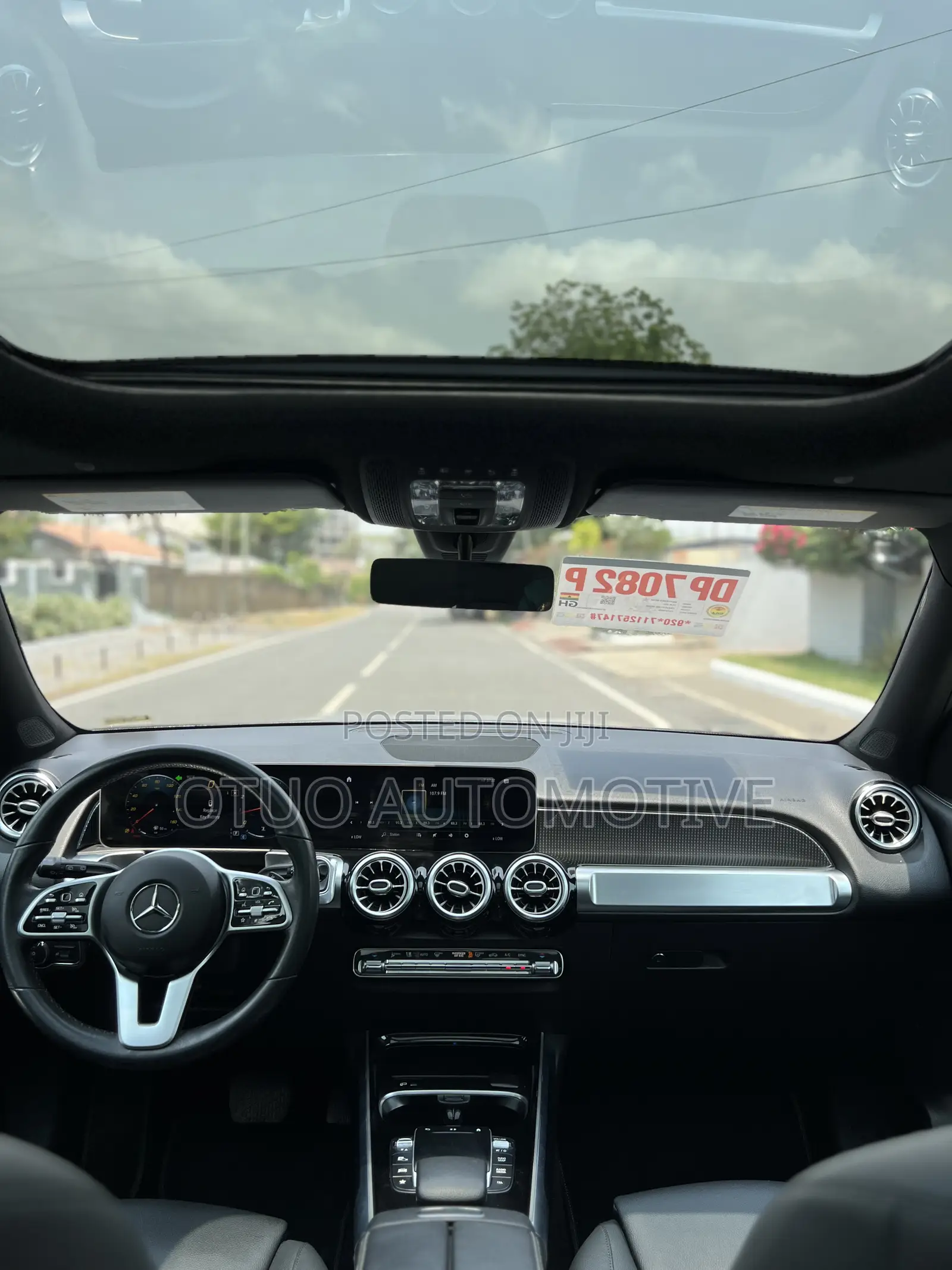 Mercedes-Benz GLB-Class GLB 250 4MATIC 2021 Silver