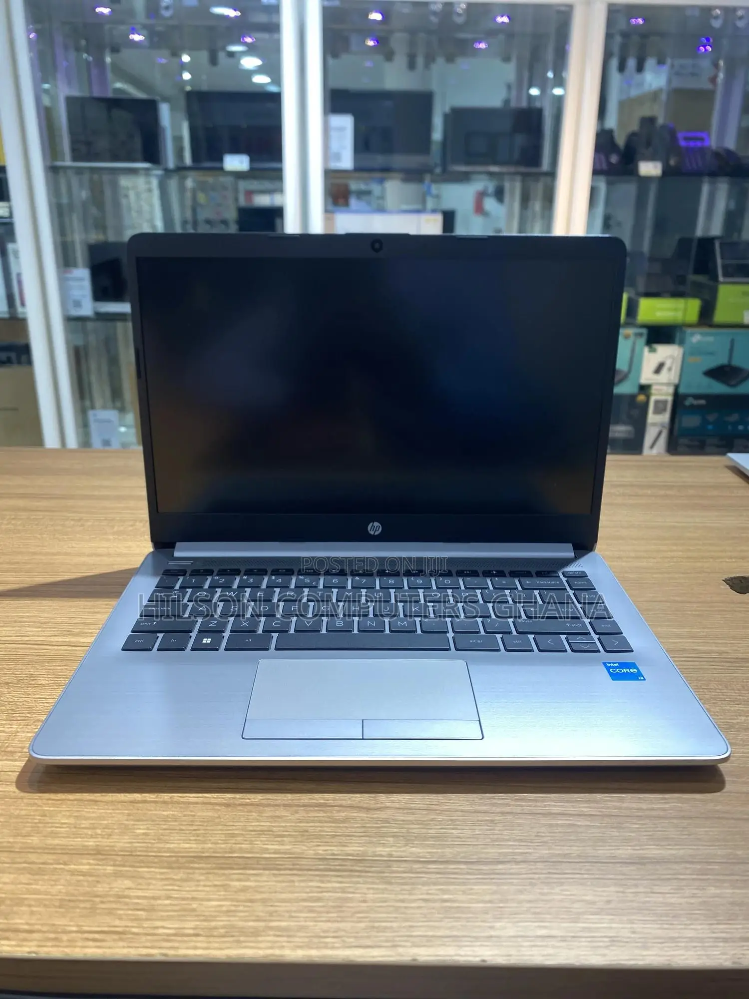 New Laptop HP 240 G9 8GB Intel Core i3 SSD 512GB