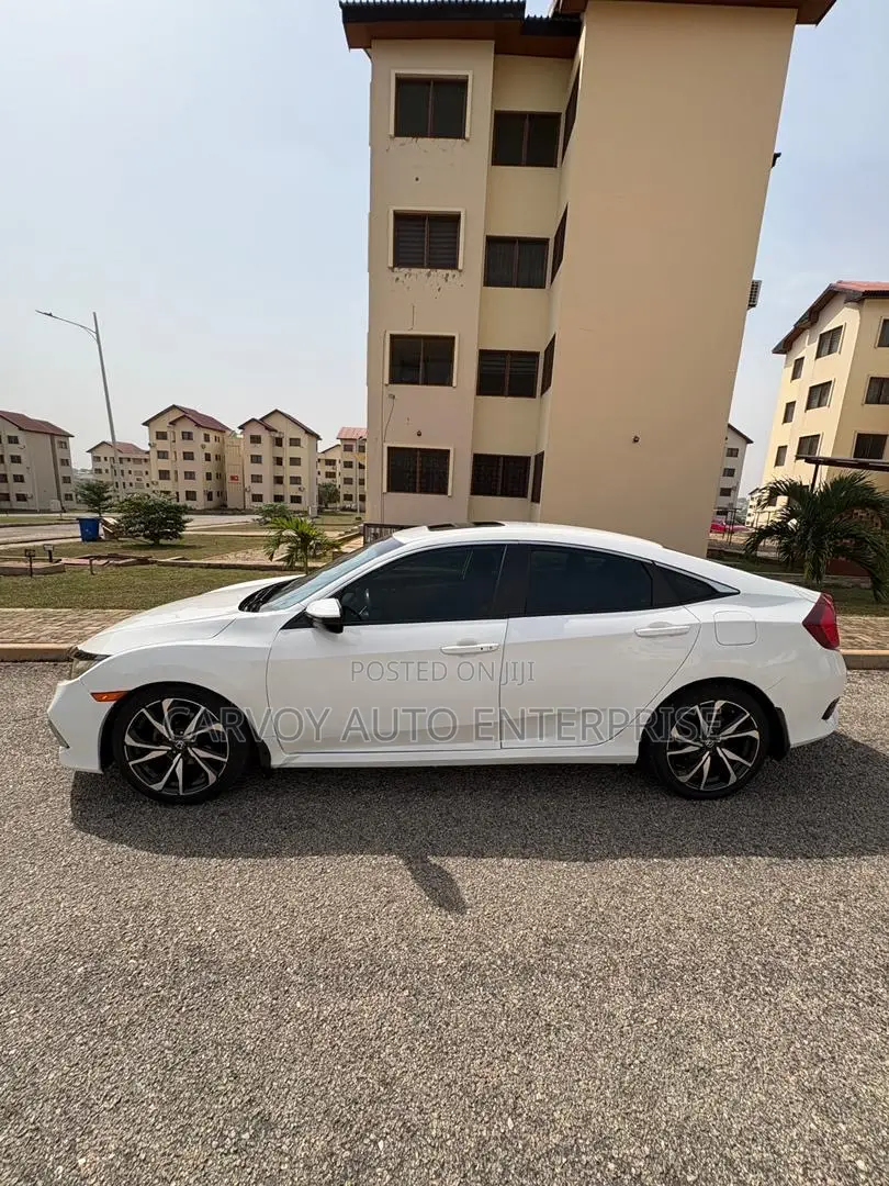 Honda Civic EX Sedan 2020 White