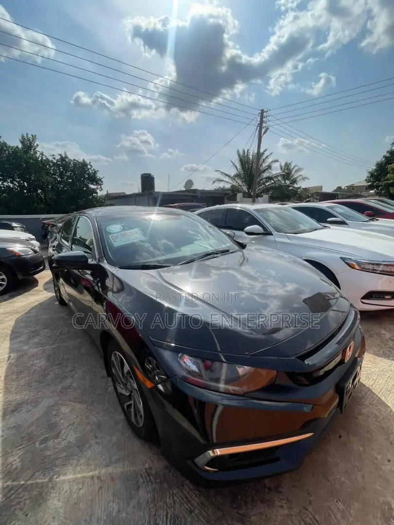 Honda Civic EX Sedan 2019 White