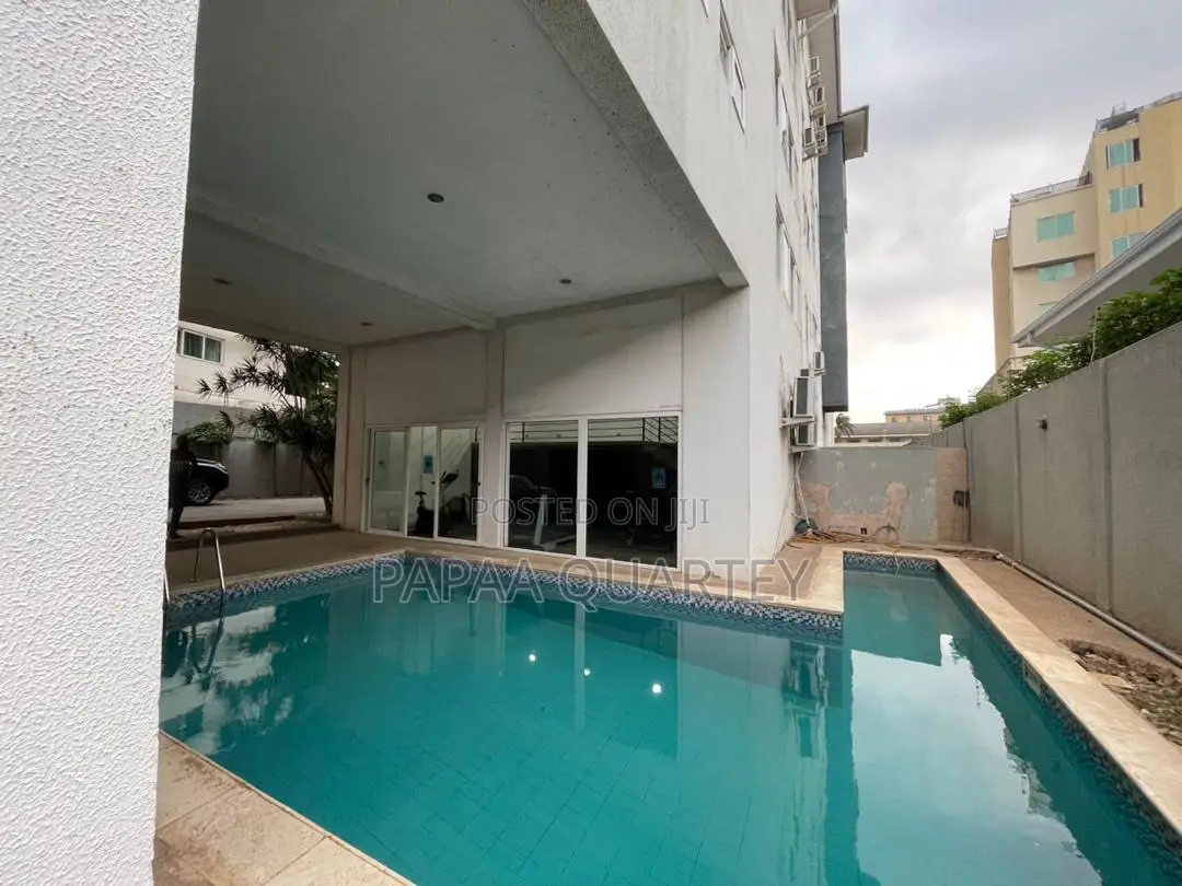 Furnished 2bdrm Apartment in North Ridge for sale