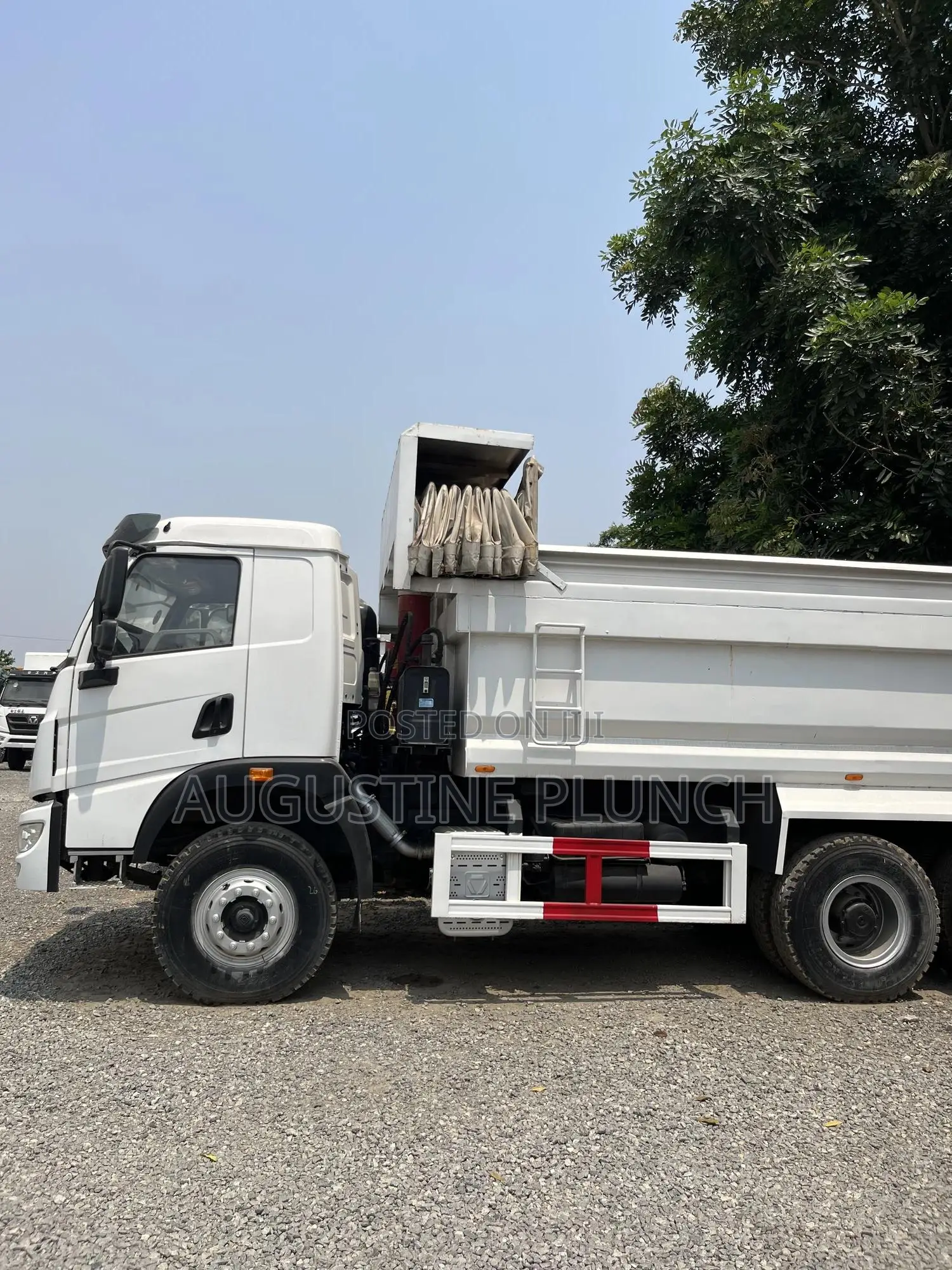 Brand New Howo Tipper Truck