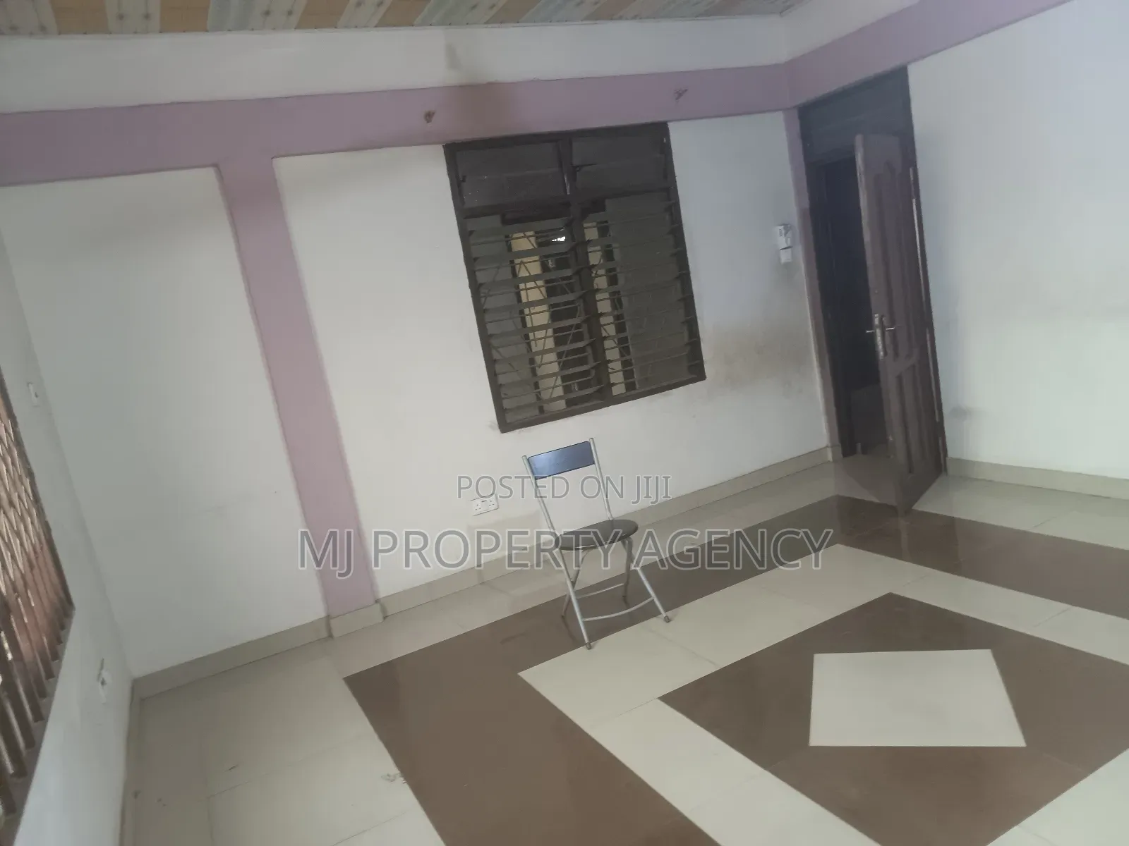 2bdrm Apartment in Golf Estate -Afariwa, Community 25 for rent