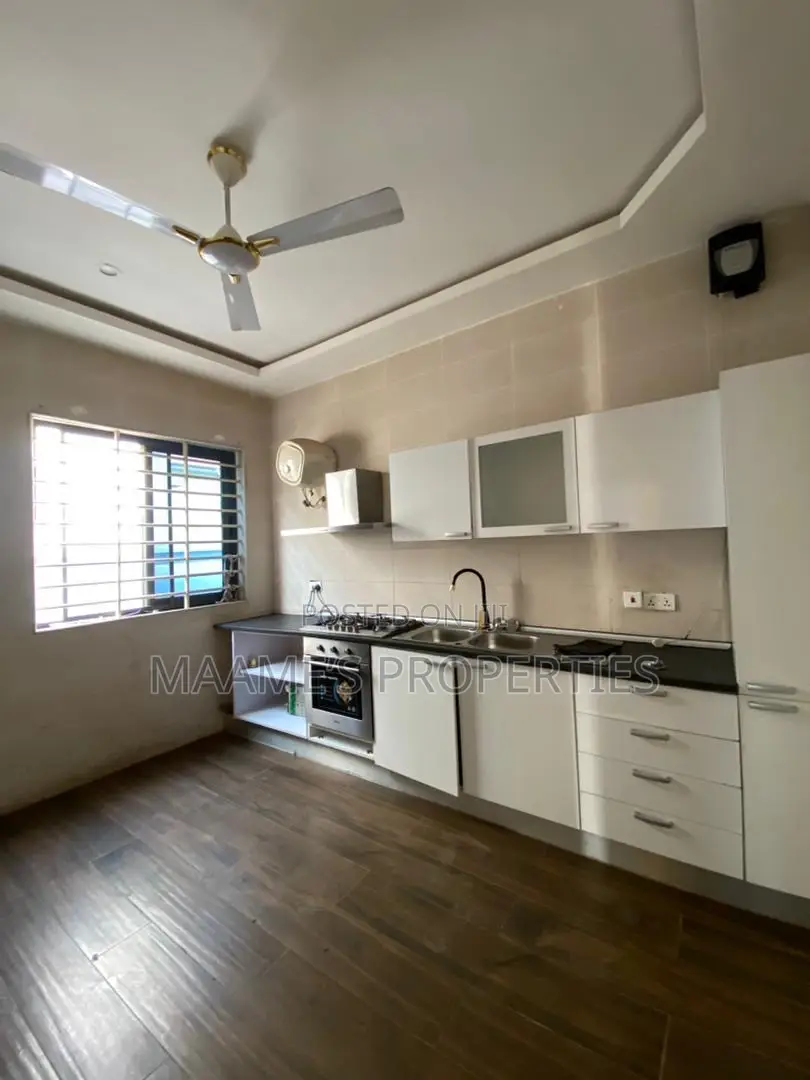 3bdrm House in Lake Side Estate for rent