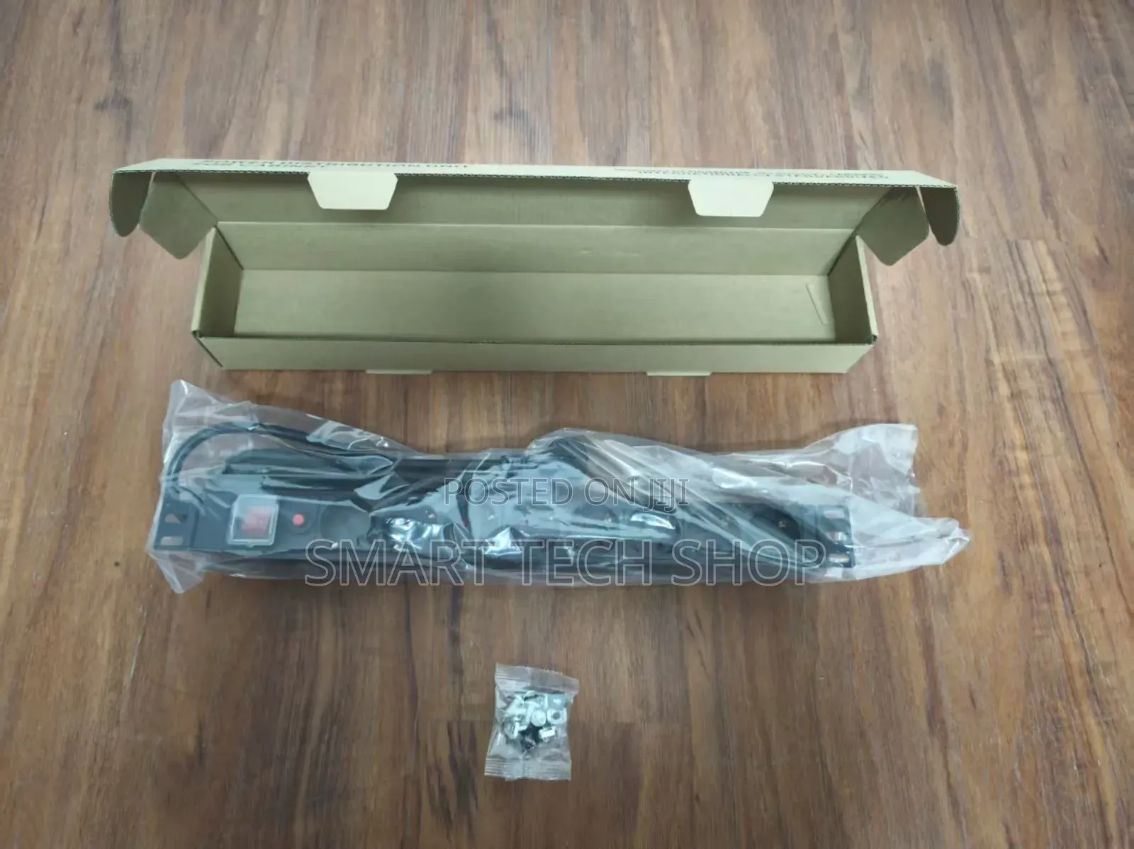 Power Distribution Unit For Server Cabinets Or Networking Racks Uk 10p