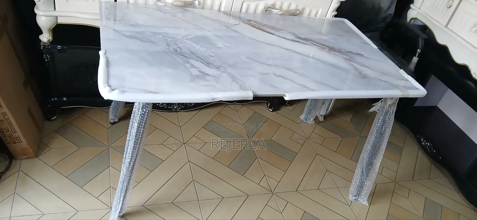 Affordable Dinning Table