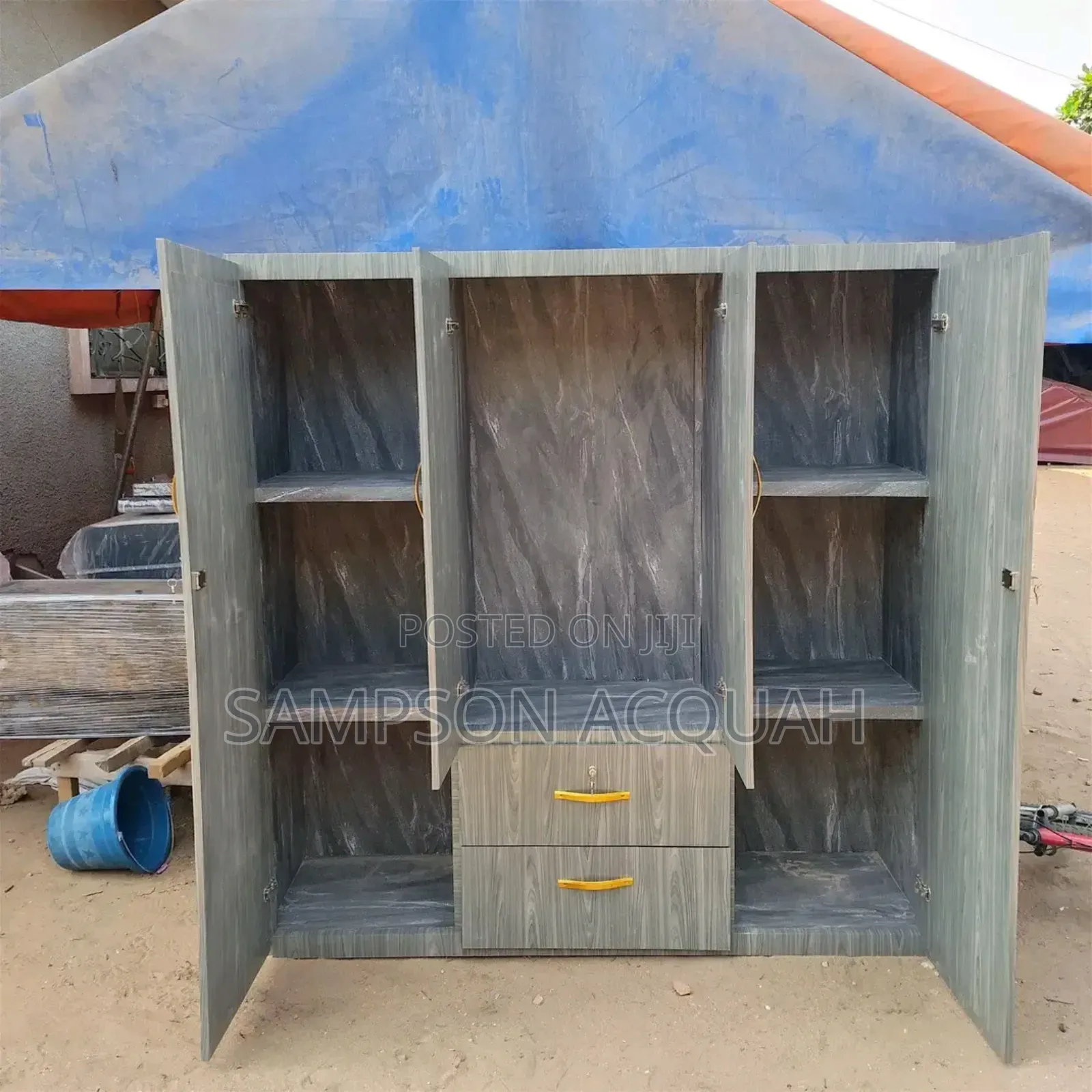 Quality 3 In 1 Wardrobe With Drawers