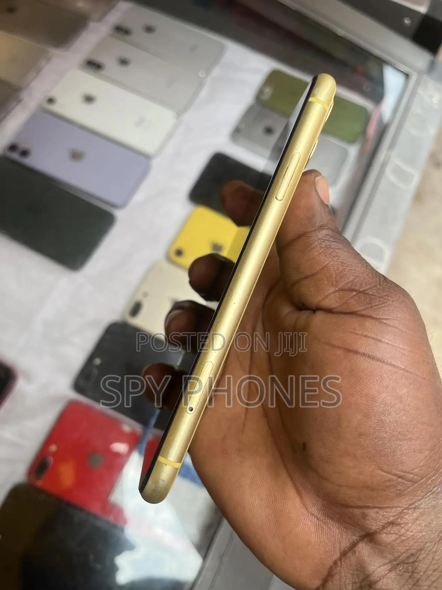 Apple iPhone 11 64 GB Yellow