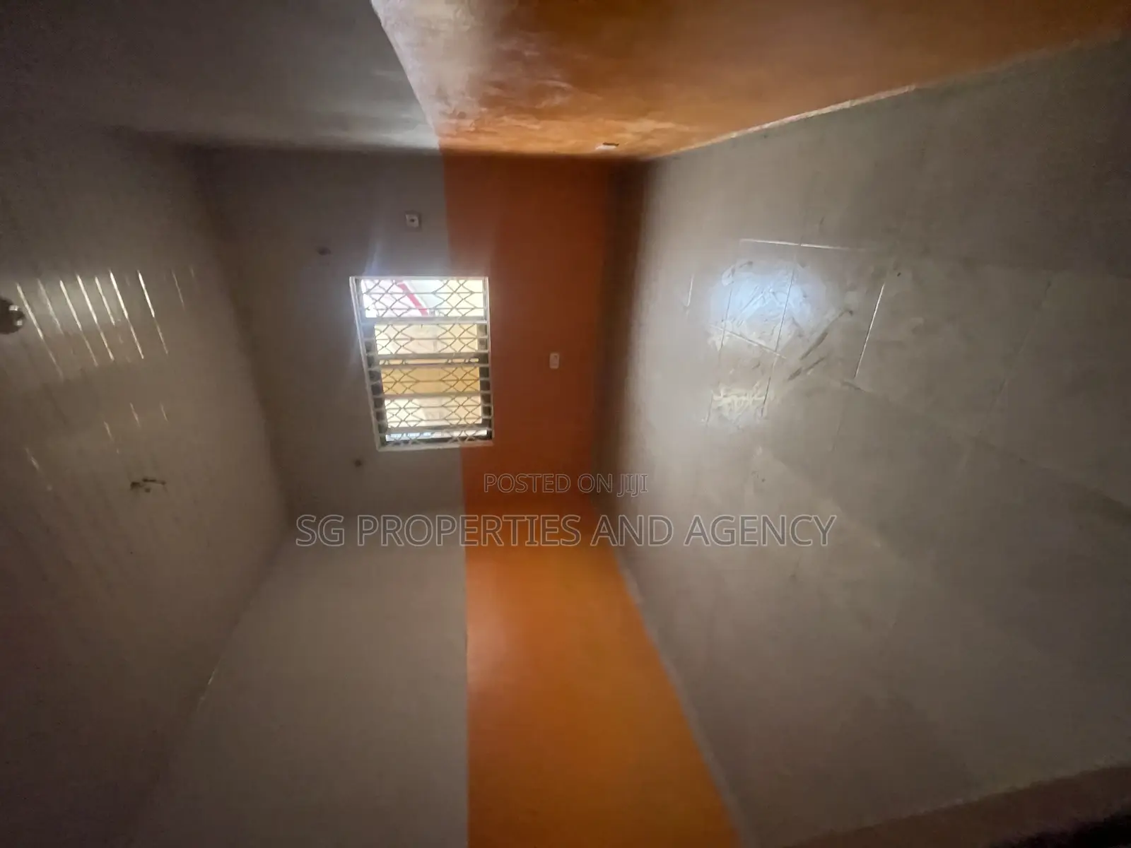 3bdrm House in Lashibi, Sakumono for rent