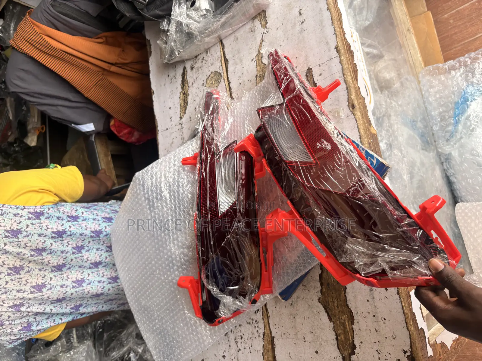 Hyundai Elantra 2021back Bumper Reflector Pair