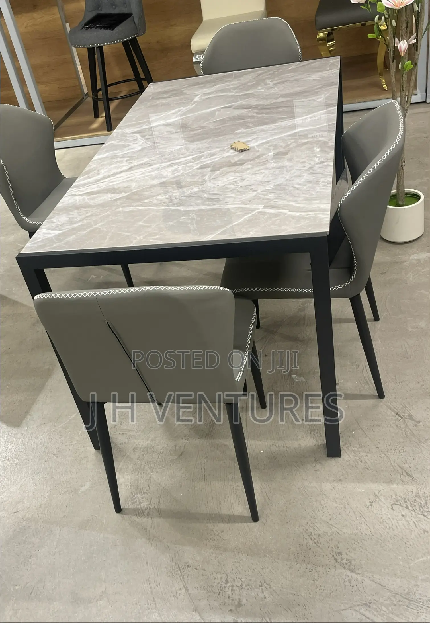Dining Table Mc