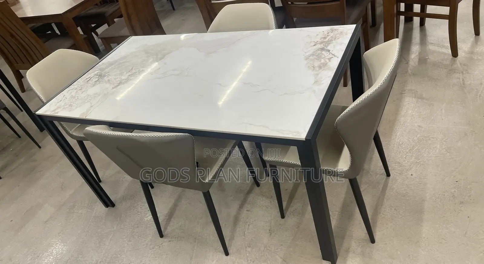 Dining Table Mc