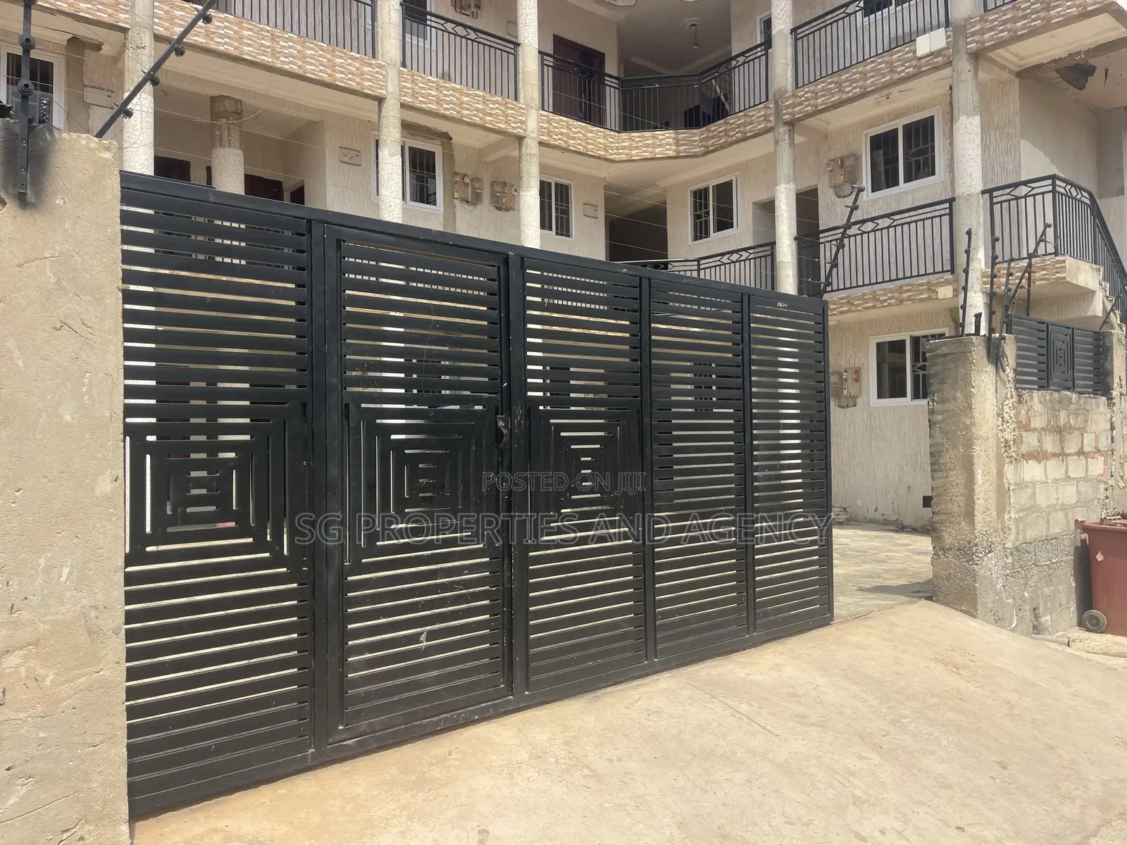 1bdrm Apartment in Lashibi, Sakumono for rent