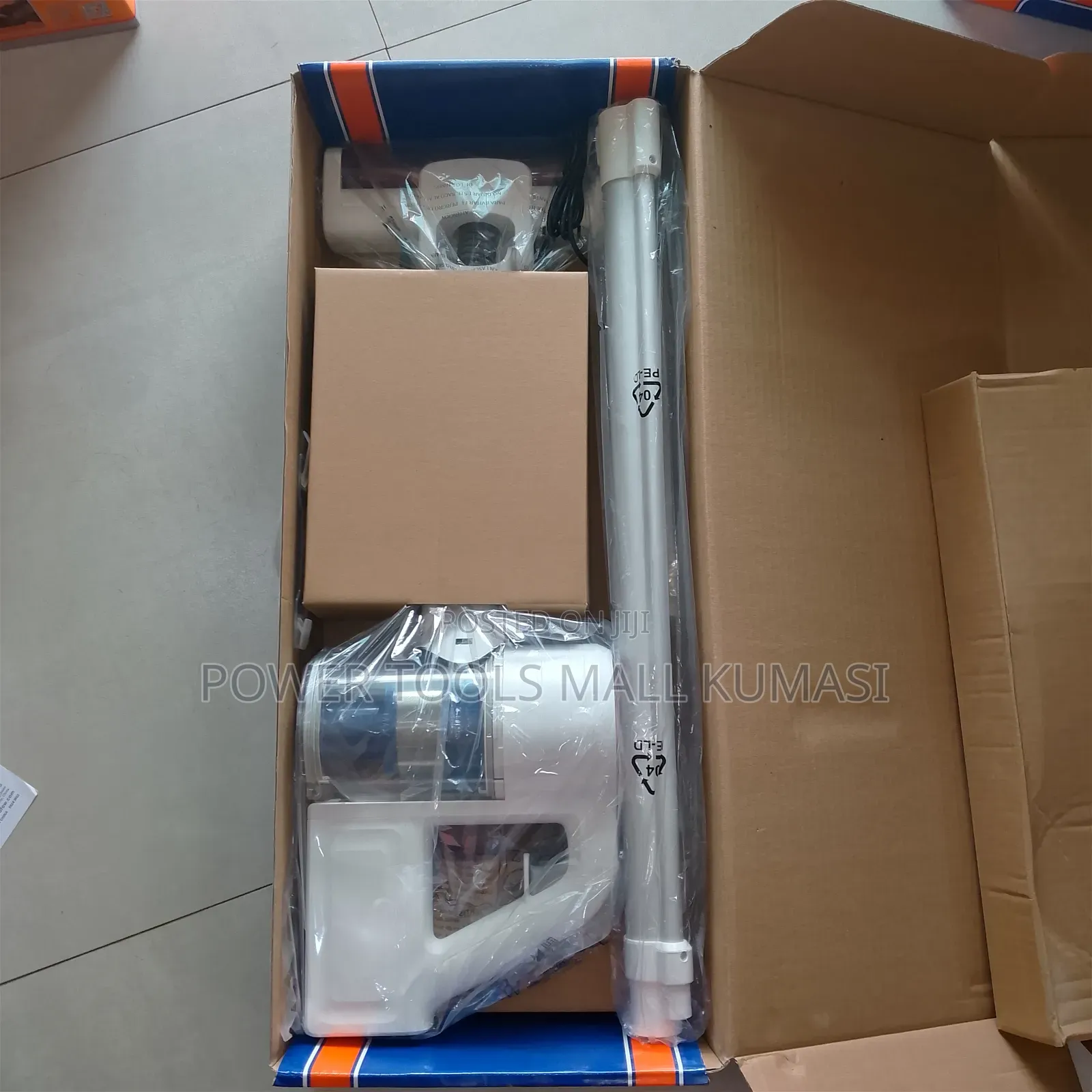 Cordless Vacuum Cleaner