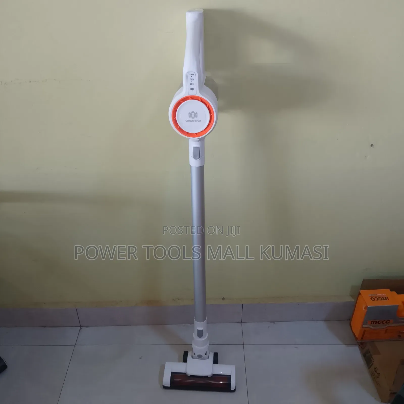 Cordless Vacuum Cleaner
