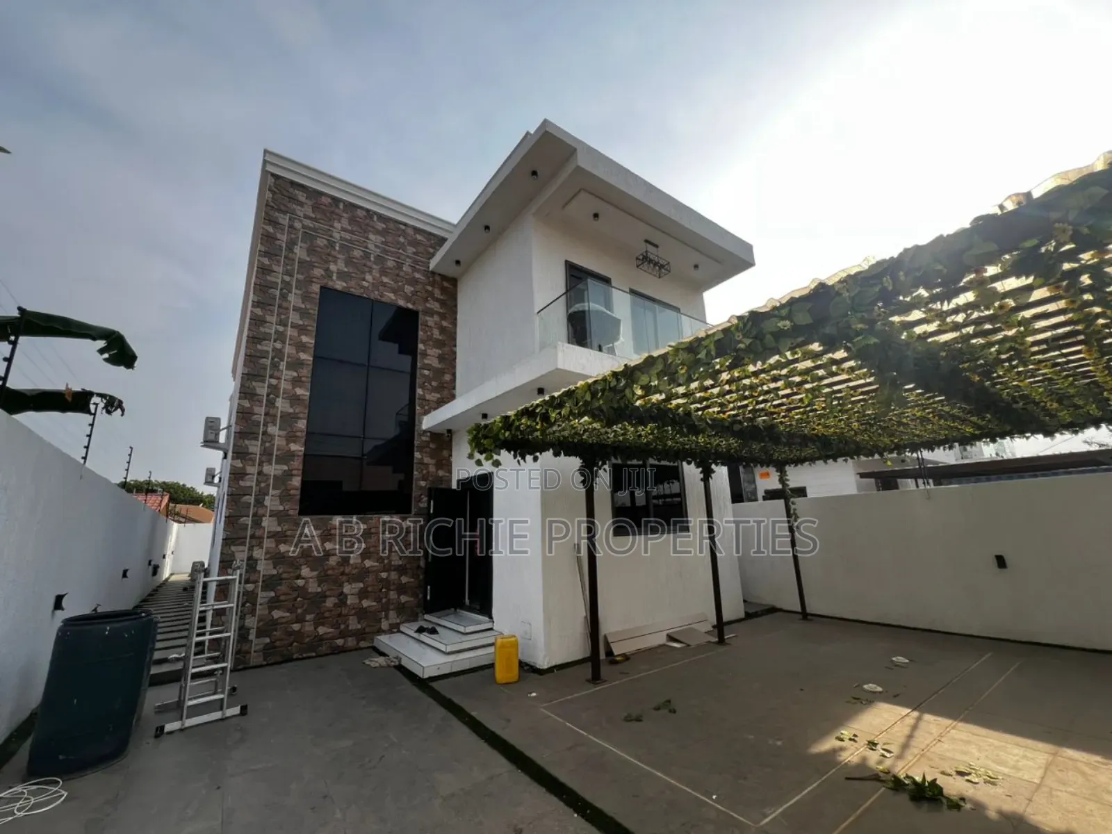 Furnished 4bdrm House in Ab Richie Properties, Baatsona Total for sale