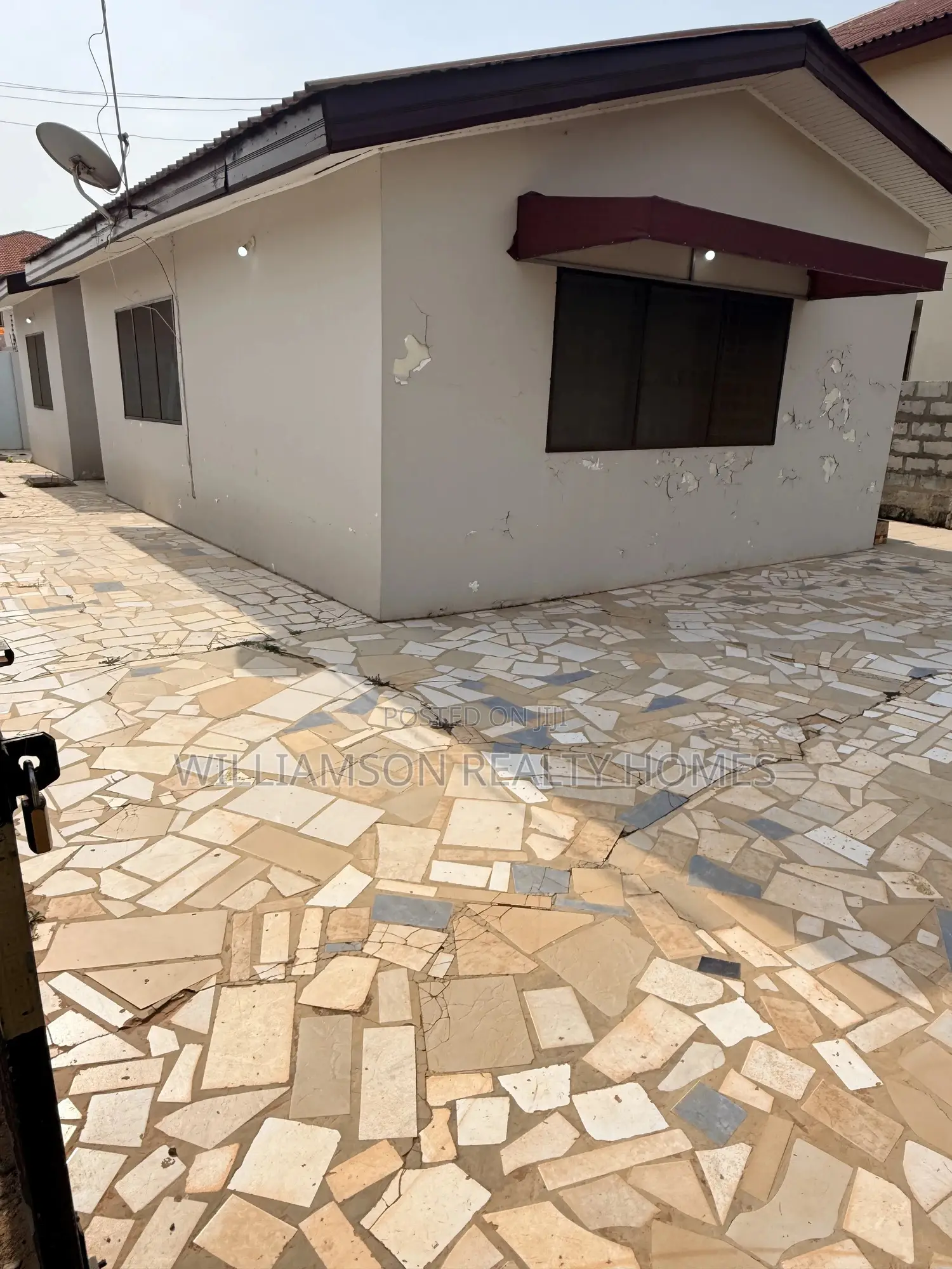 2bdrm House in Hfc Estate Area, Spintex for rent