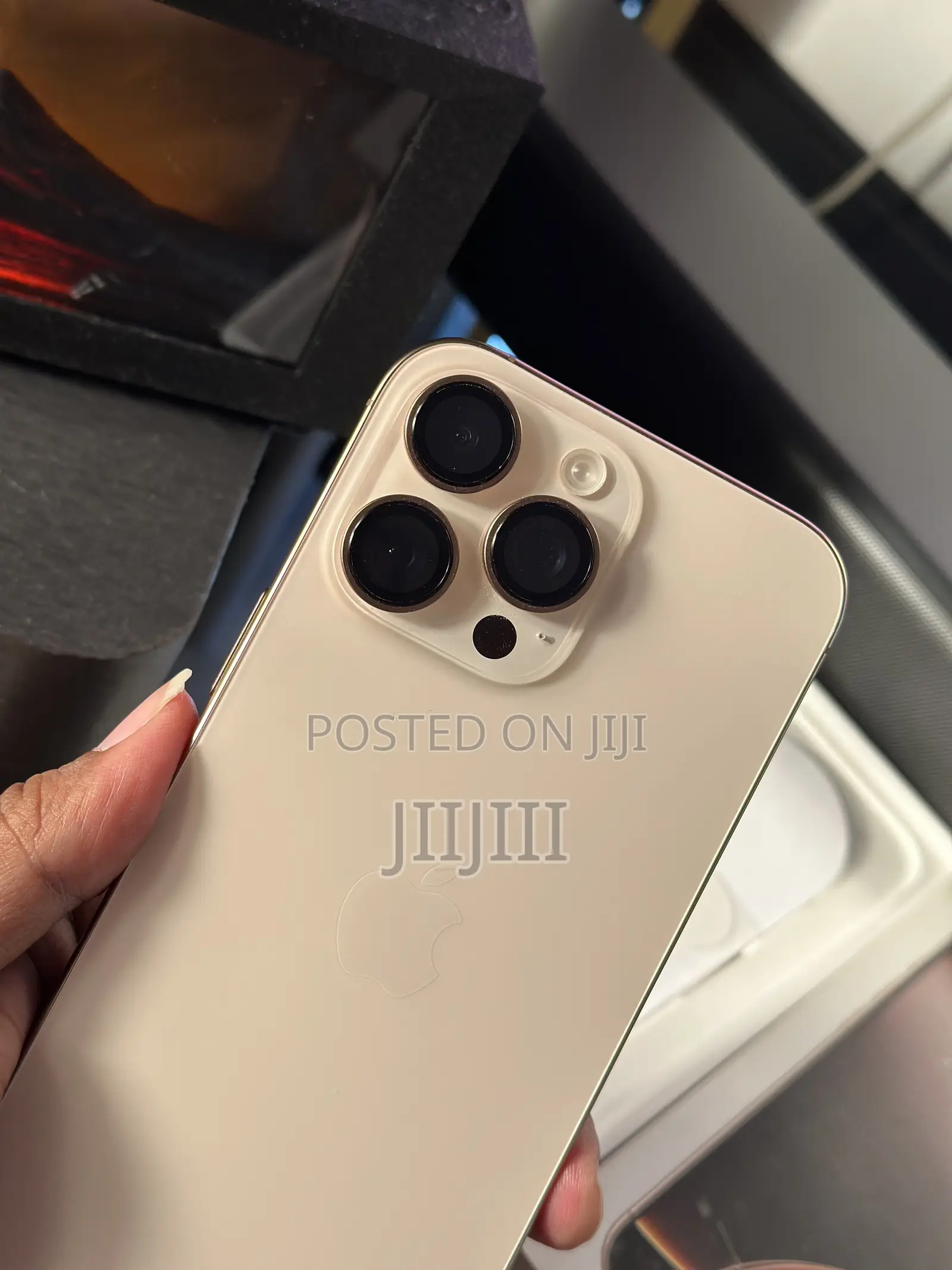 Apple iPhone 16 Pro Max 256 GB Gold