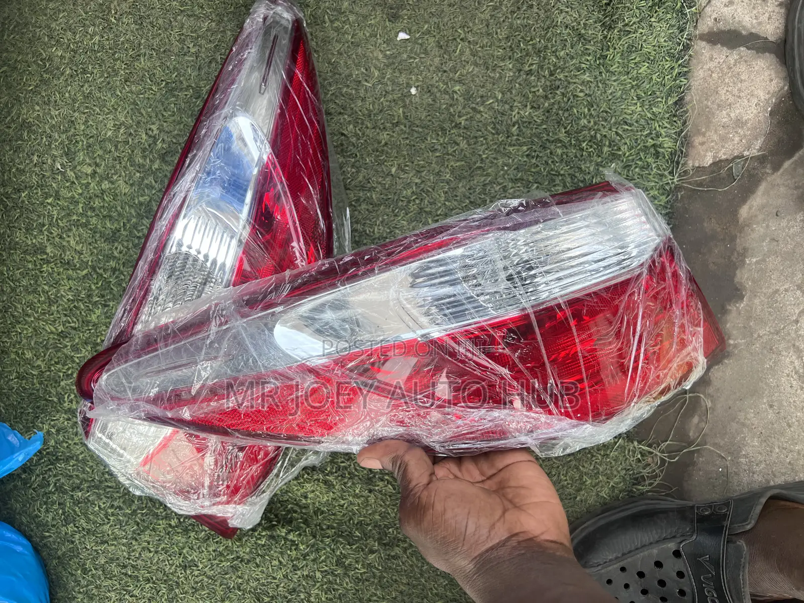 Toyota Camry 2016 2017 2018 Tail Lights
