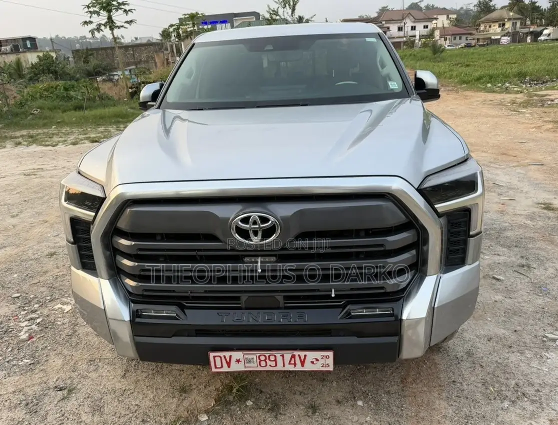 Toyota Tundra Limited Double Cab 6.5' Bed 2023 Silver