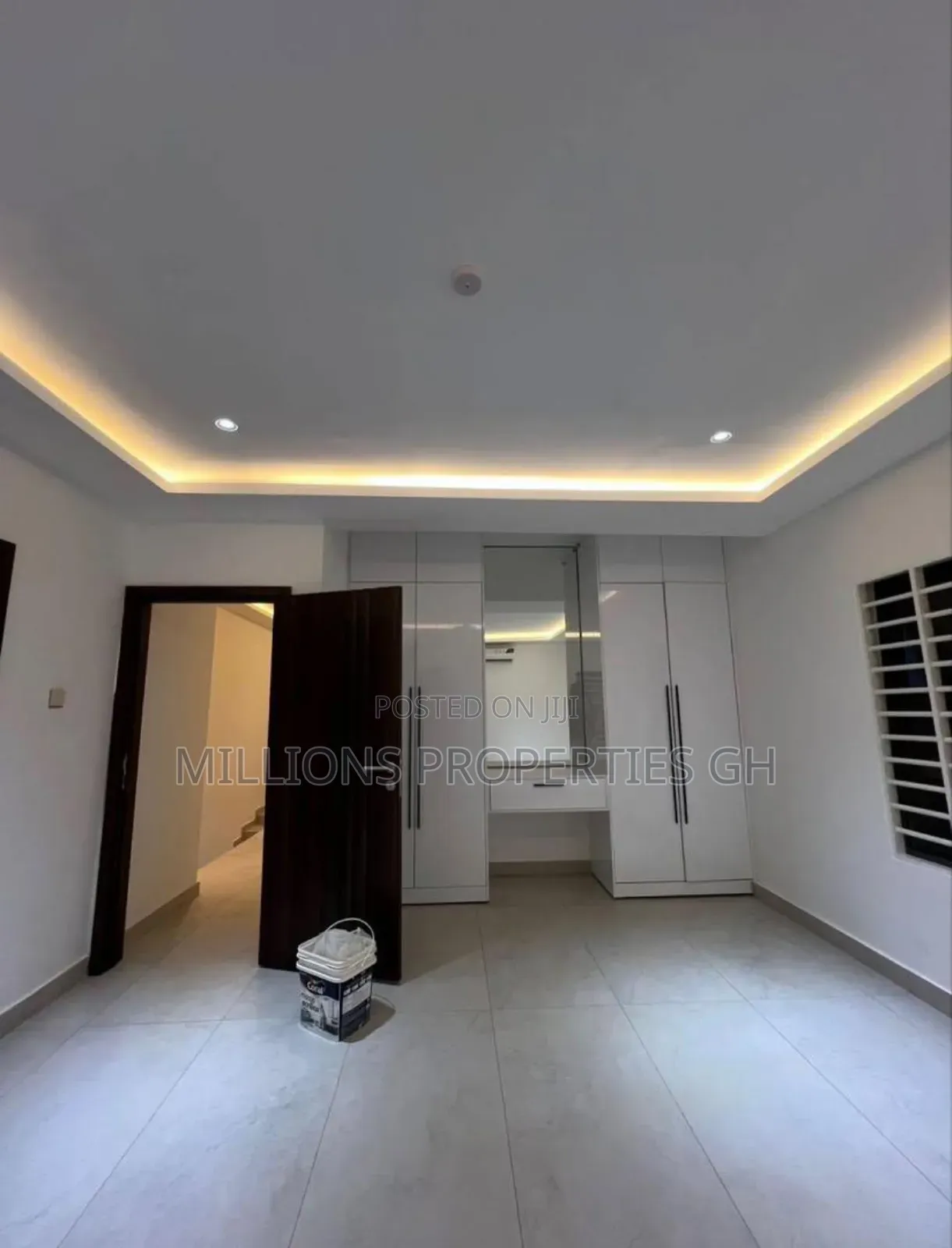 Furnished 2bdrm House in Millions Properties, Adjiriganor for sale