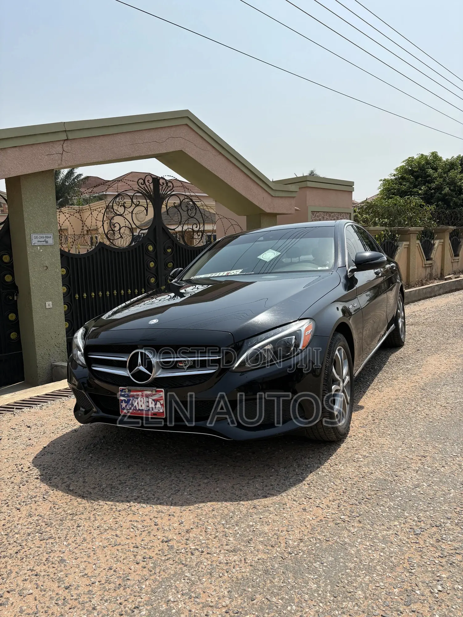 Mercedes-Benz C300 Base Sedan RWD (2.0L 4cyl 7A) 2017 Black
