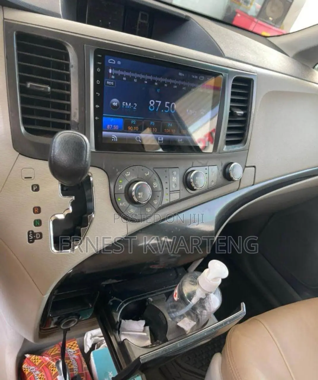 Toyota Sienna 2015 Brown