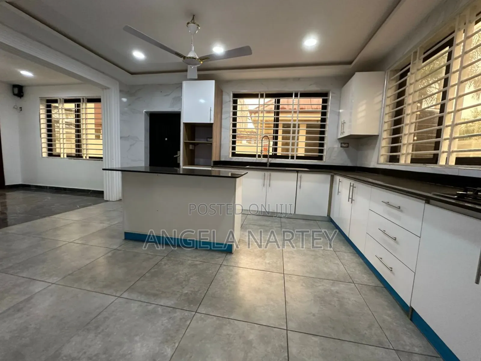 5bdrm House in West Legon, Accra Metropolitan for sale