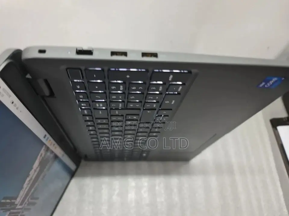 Laptop Dell Latitude 3540 16GB Intel Core i5 SSD 512GB