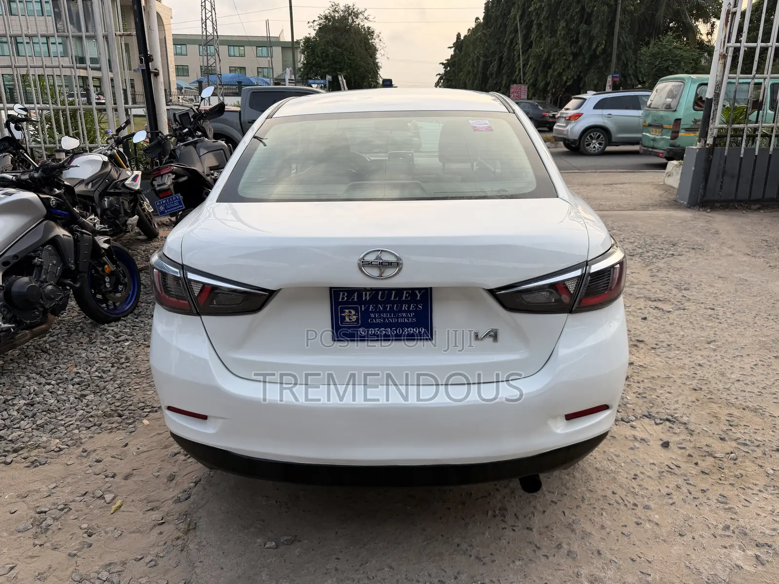 Toyota Yaris iA 1.5 FWD 2016 White