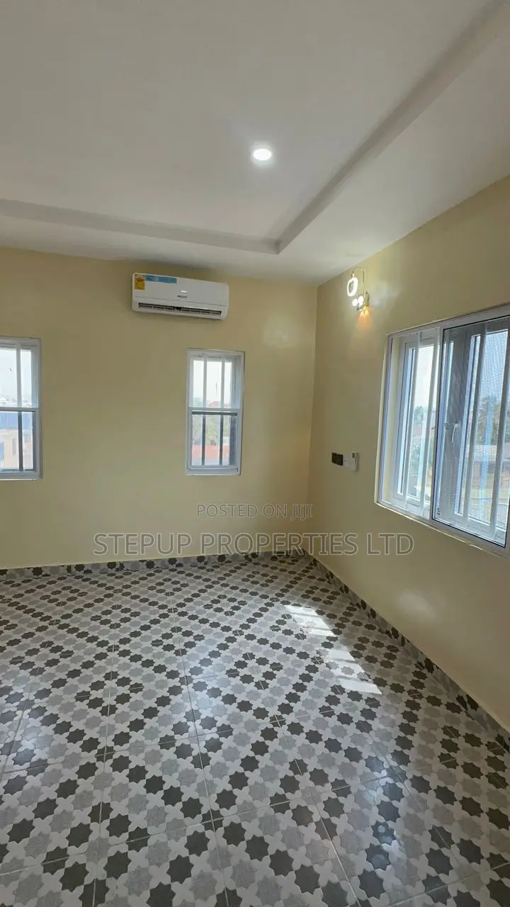 2bdrm Apartment in Ogbojo, East Legon for rent