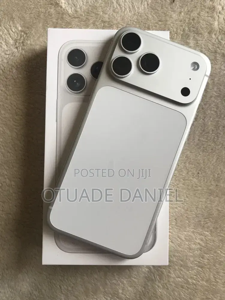 Apple iPhone 17 Pro Max 256 GB Silver